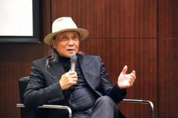 “天才不是培养出来的，是唤醒而来” ——世界顶级当代艺术家周氏山作走进2019金融街教育大讲堂