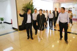 北京市委常委、统战部部长齐静调研金融街商会